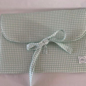 Funda Ordenador con solapa y lazo cuadro vichy verde